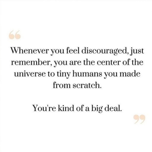 Meet your Posher, Adriana 💞Ambassador 💞 - Picture 4 of 6